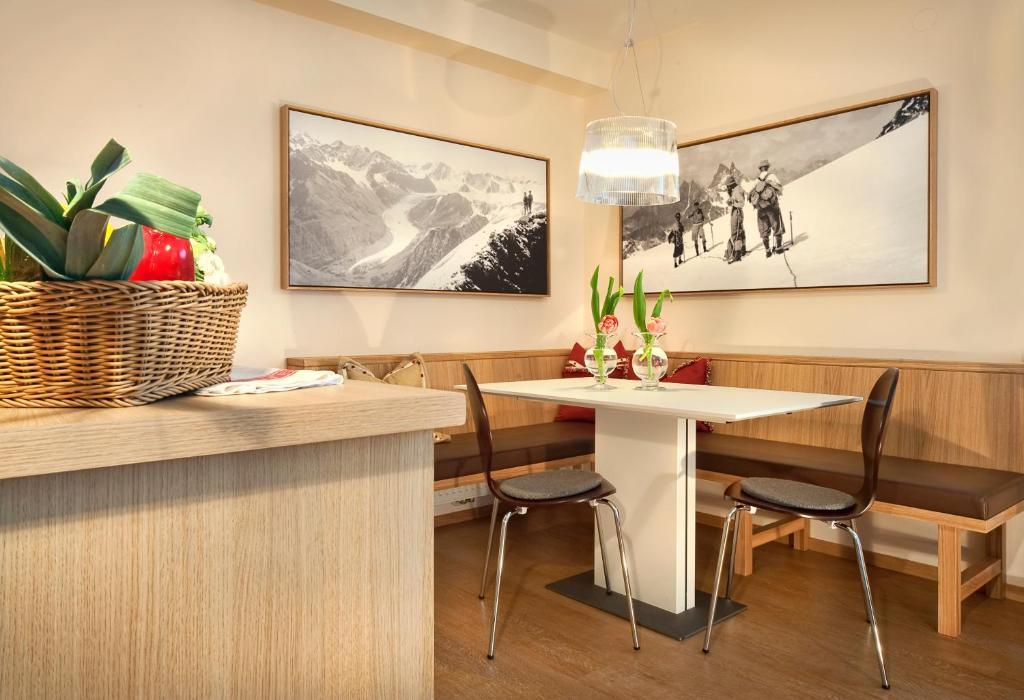 Appartement Neuhaus Mayrhofen Ruang foto